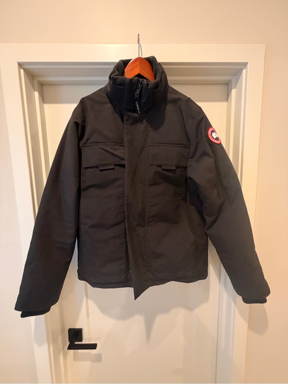 Canada Goose Black Men's Insulated Puffer Jacket